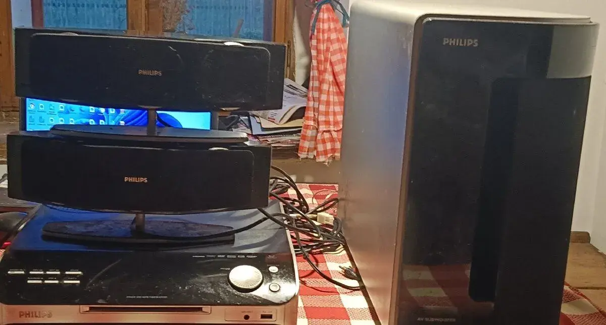 Značkový systém DK Philips HTS6510