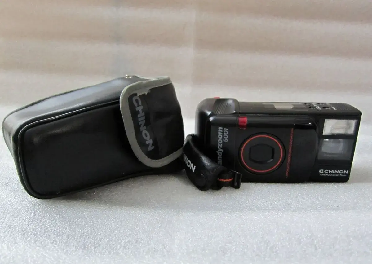 Chinon Handyzoom 5001,retro kompakt (point & shoot) +baterie