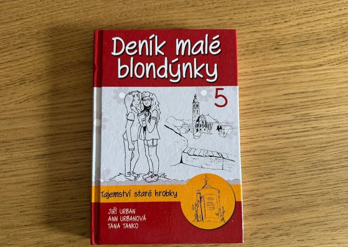 Nové-Deník malé blondýnky 5-Tajemství staré hrobky