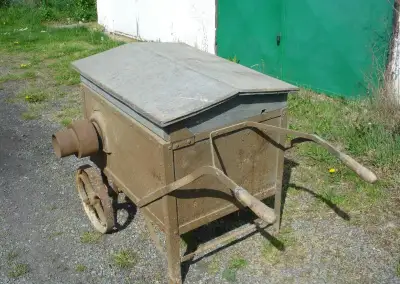 Elektrické zařízení s motorem ČKD pro pohon strojů.