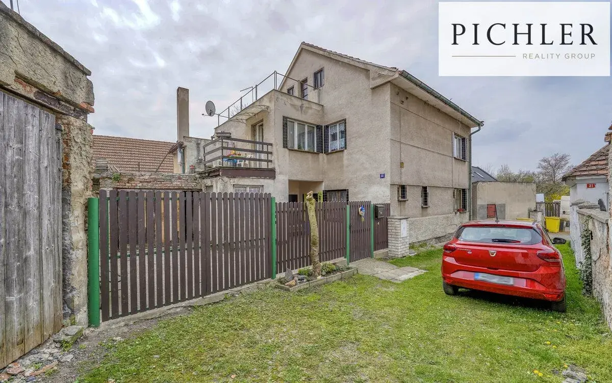Prodej rodinného domu, 226 m², Úžice