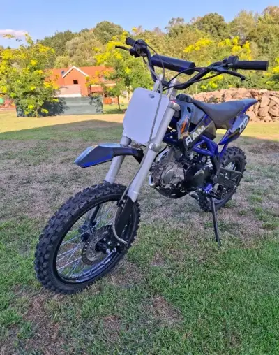 Cross motorka Mini Rocket 125 ccm