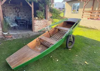 Rybářská pramice po renovaci