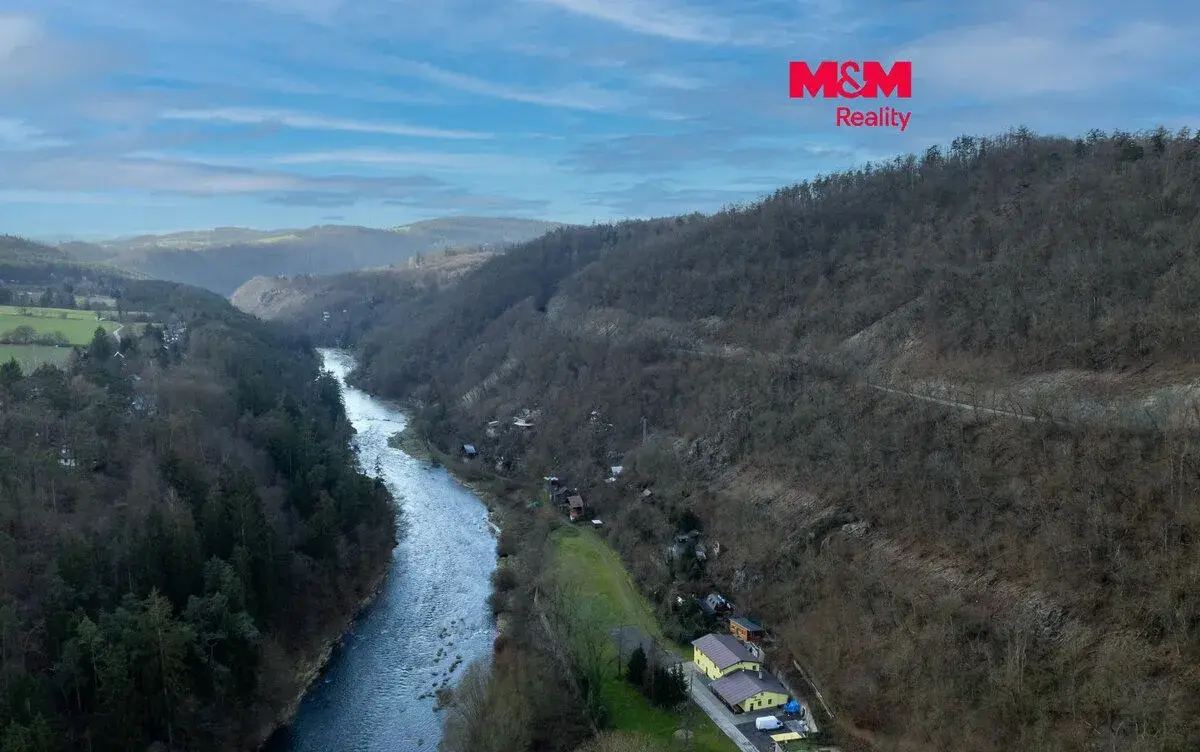 Prodej pozemku k bydlení v Jílovém u Prahy