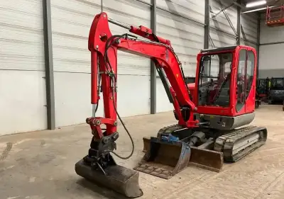 Bagr NEUSON EZ53 naklápěcí svahovka