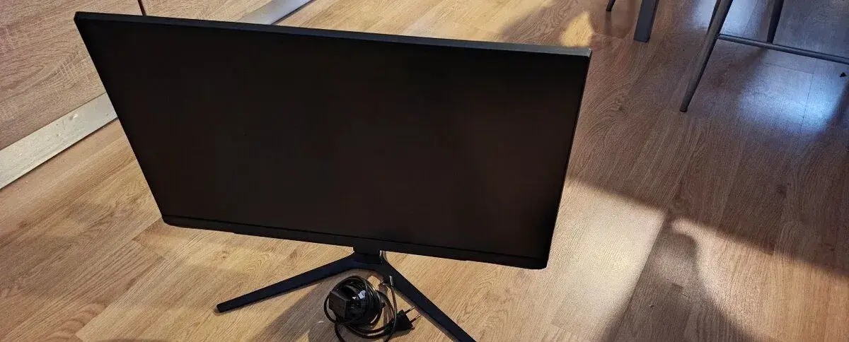 Herní monitor Samsung Odyssey 3, 27", 165 Hz, stav