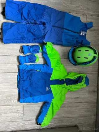 Zimní oblečení pro dítě + helma a brýle