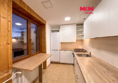 Pronájem bytu 3+1 v Pardubicích, ul. Na Drážce