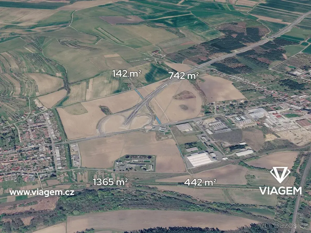 Spekulační - komerční a ostatní 442 m², Podíl 7 % o výměře 2