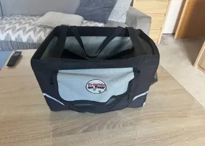 Přepravka pro psa na kolo