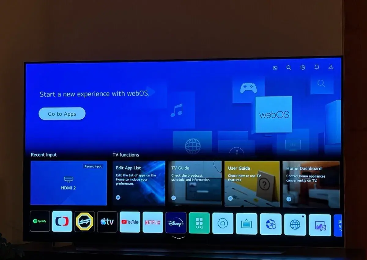 LG OLED C1 65" (OLED65C12LA)