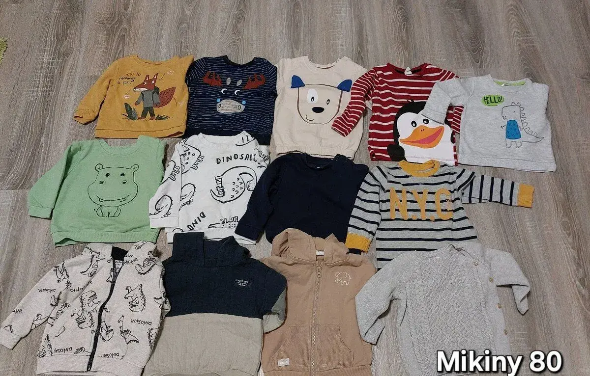 Chlapecké oblečení vel. 80