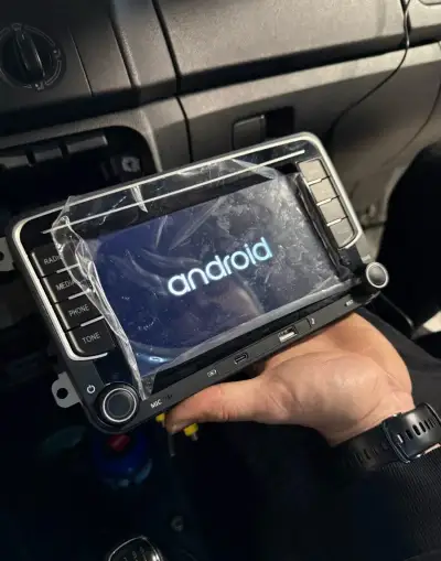 2DIN rádio android– CarPlay, BT, CZ