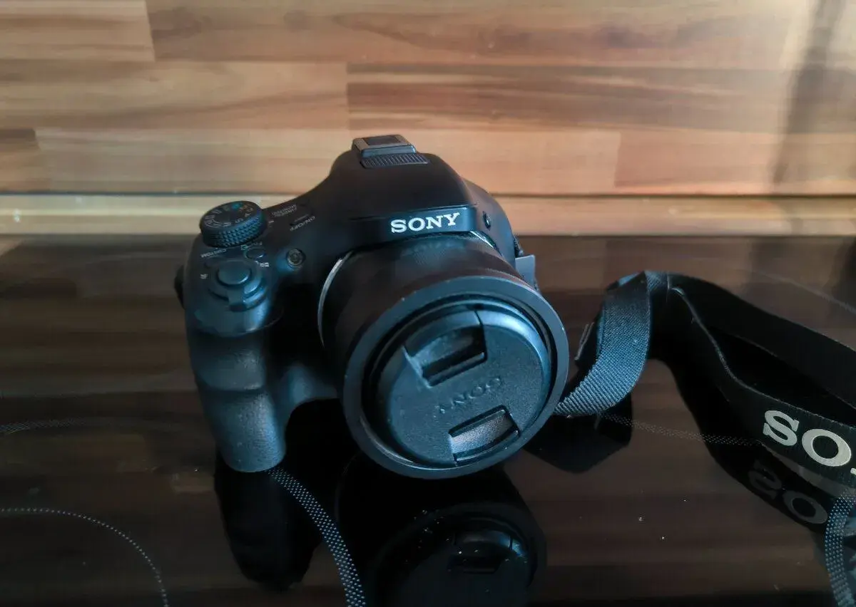 Sony Cyber-shot DSC-HX400V