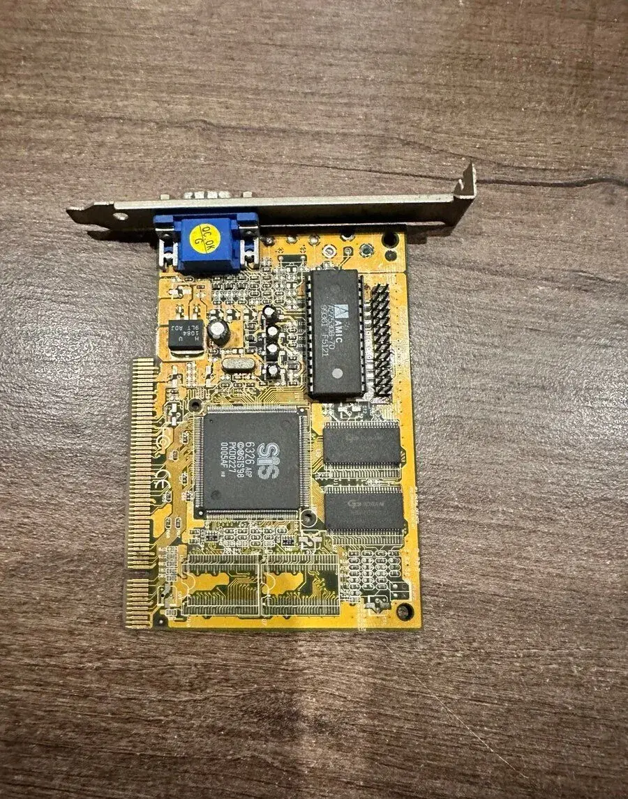Retro grafická karta SiS 6326 PCI 8 MB – neotestovaná