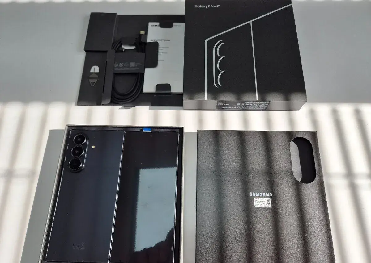 Samsung Galaxy Z Fold 7 12 GB | 512 GB | Černý