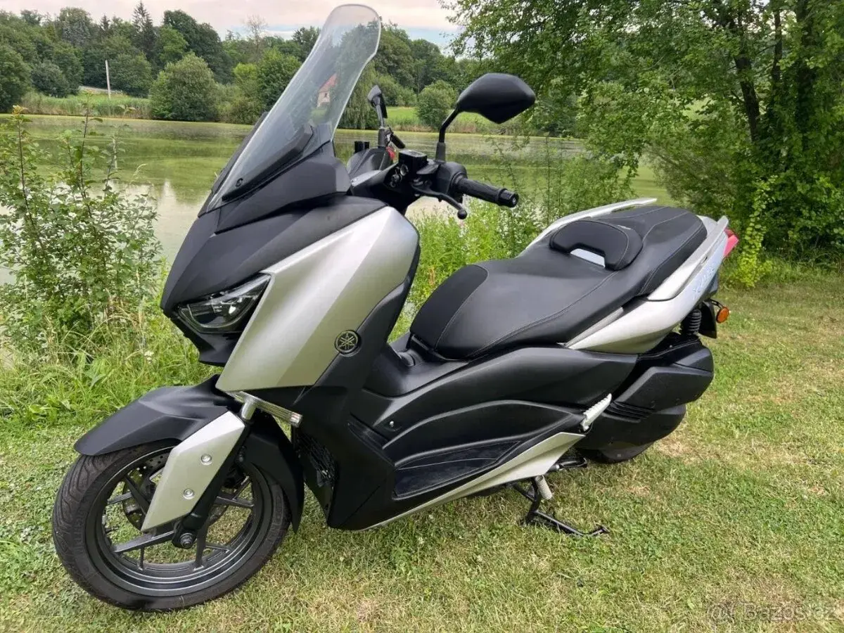 Yamaha X-Max 300 1820 km