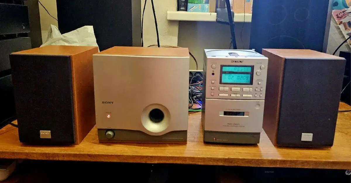 Retro micro hifi systém SONY PMC-D407L + D.O