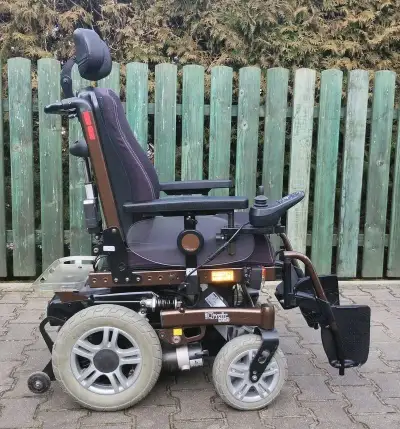 03-Elektrický invalidní vozík Meyra I-chair.