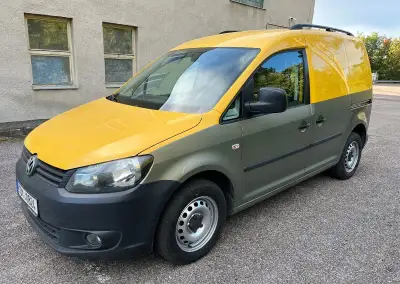 Caddy 1,6 tdi 75 kw, 2011, dvoje šoupačky, klima, dph
