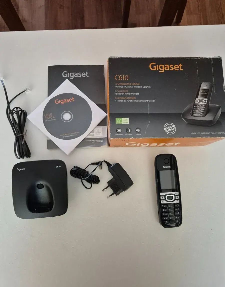 VoIP bezdrátový duální telefon Siemens Gigaset C610 IP