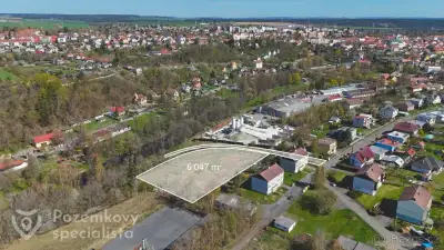 INVESTIČNÍ POZEMEK: 6 047 m² s potenciálem pro 8RD - Stříbro