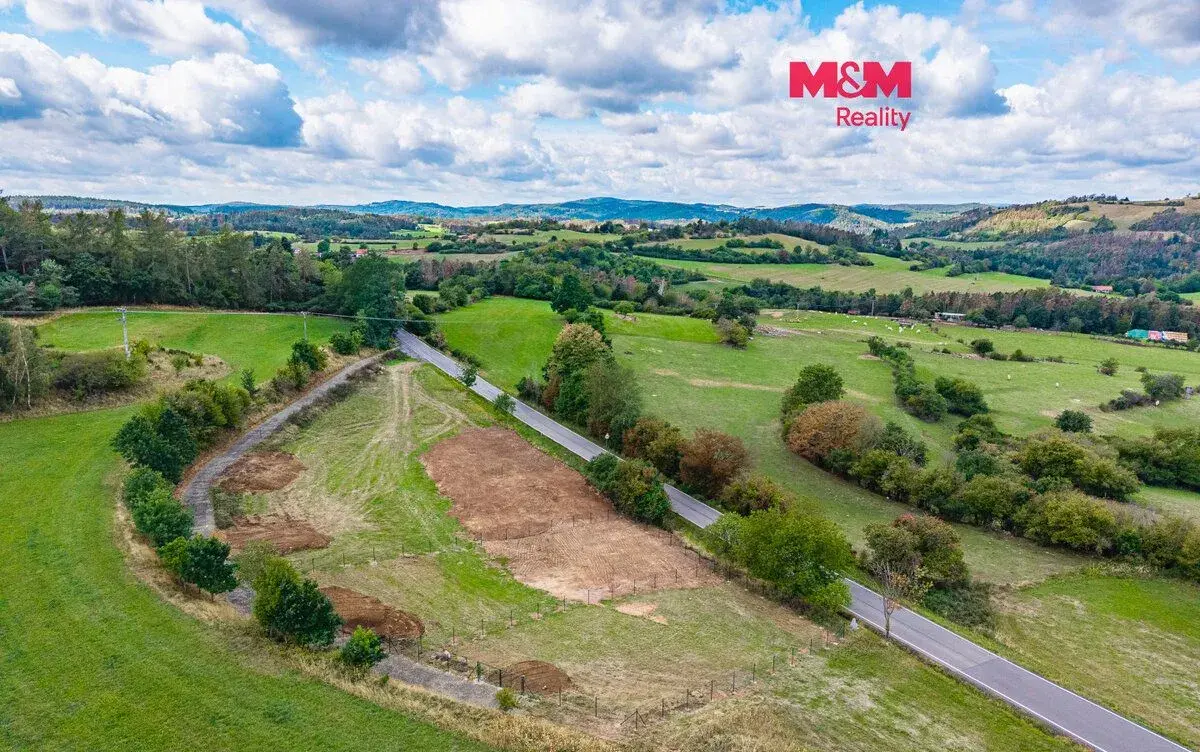 Pronájem zahrady, 770 m², Milešov