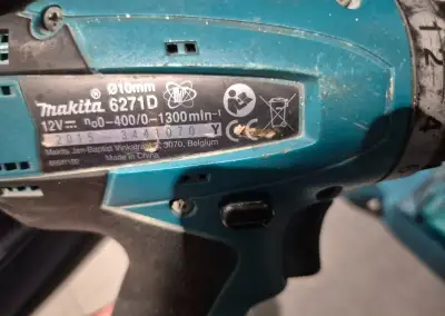 Aku vrtačka Makita 6271D s příslušenstvím v kufru