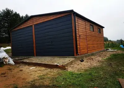 plechová garáž, dřevodekor, moderní garáž, dvojgaráž