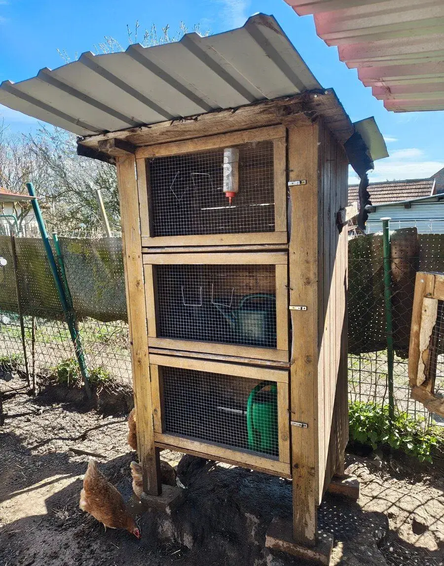 Prodej králíkárny 3 kotce - platí do smazání