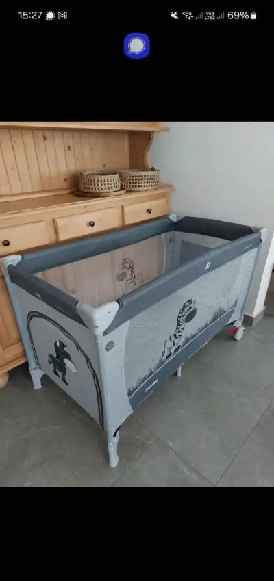 Cestovní postýlka Coto Baby Samba – šedá s motivem zebry