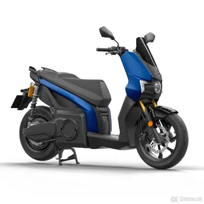 SEAT MÓ 50