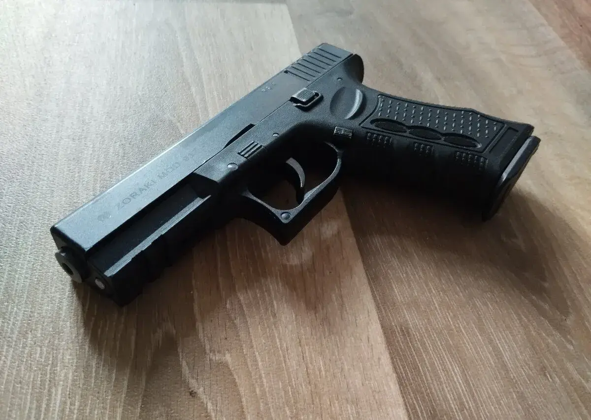 Flobert pistole GLOCK 17 cal. 6mm flobert