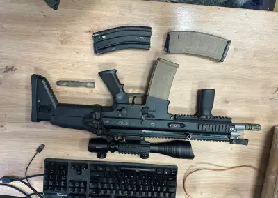 We scar L