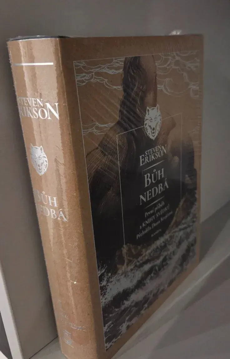 Steven Erikson: Bůh nedbá