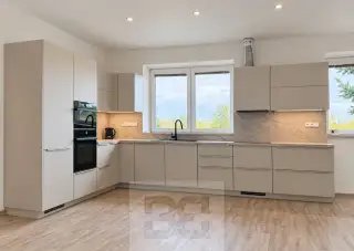 Pronájem rodinného domu 130 m², Dolní Dunajovice