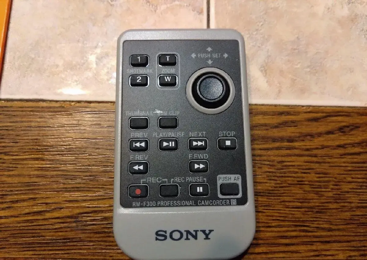 Sony RM F300