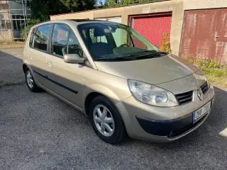 Renault Scénic – 2006, 320 000 km