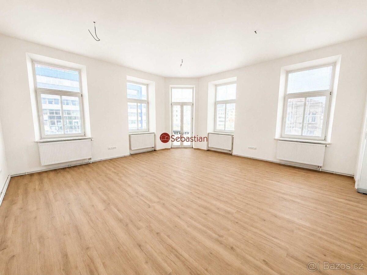 Pronájem kancelářských prostor, 106 m² – Wlachův dům, tř. Mí