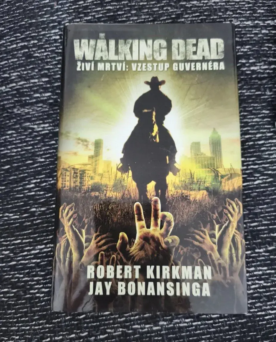 Kniha walking dead