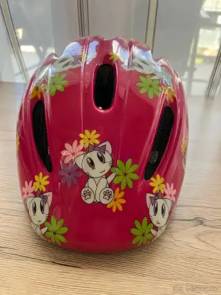 Dívčí přilba/helma na kolo, inline brusle