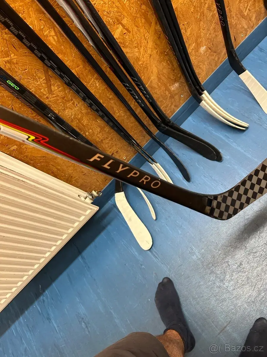 Hokejka bauer vapor fly pro
