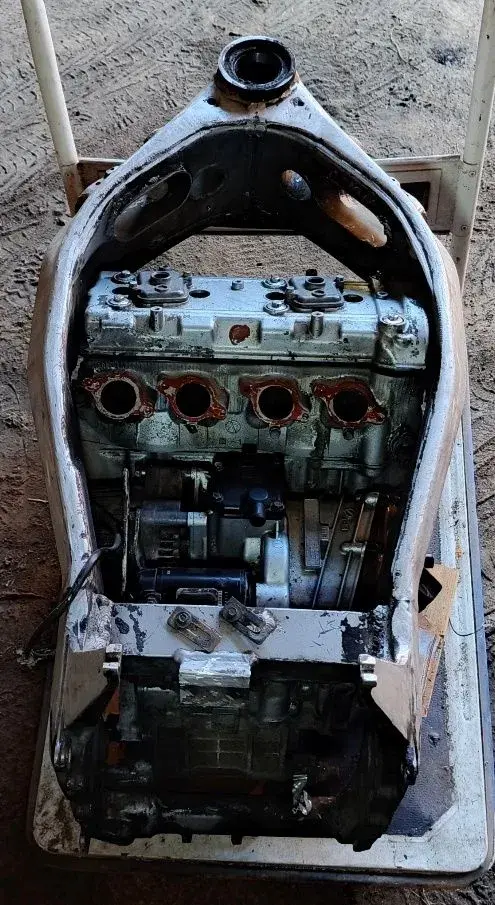 Motor a rám Kawasaki ZX-7R (ZX750NE) – nálezový stav