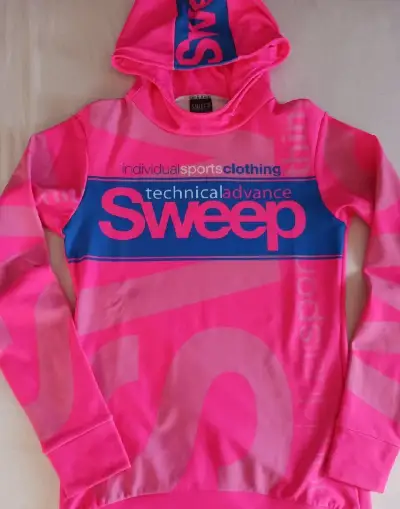 Mikina sweep
