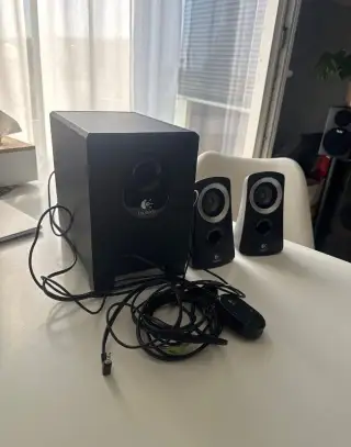 Reproduktorový systém Logitech Z313 se subwooferem