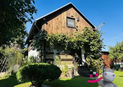 Prodej rekreační chatky na pozemku o výměře 408 m2 v Kralupe