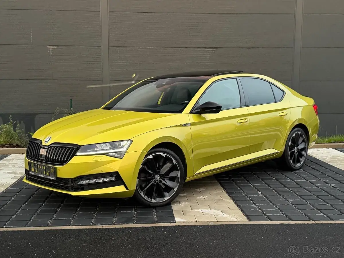 Škoda SUPERB – 2019, 156 634 km