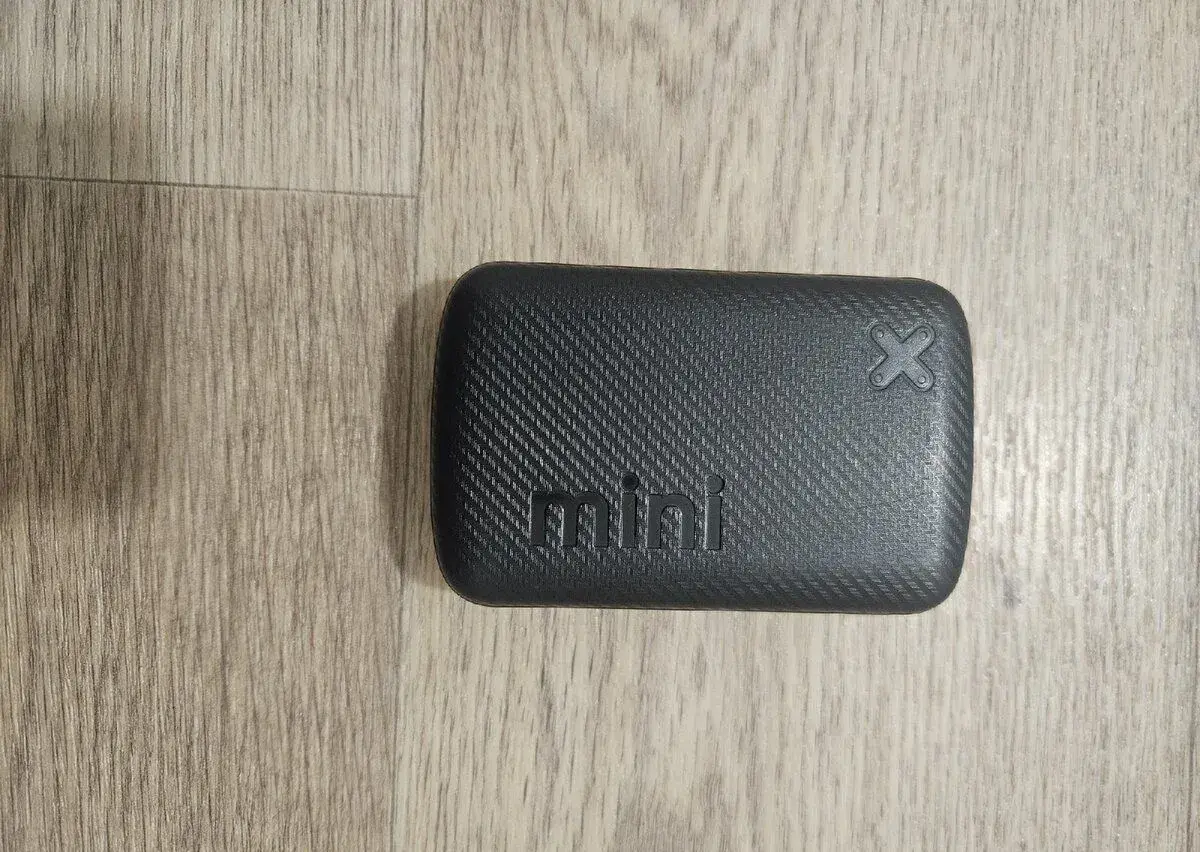 GoGEN 10000 mAh, PB100009, powerbanka, černá