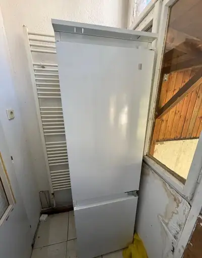 Lednice s mrazákem Whirlpool – za odvoz