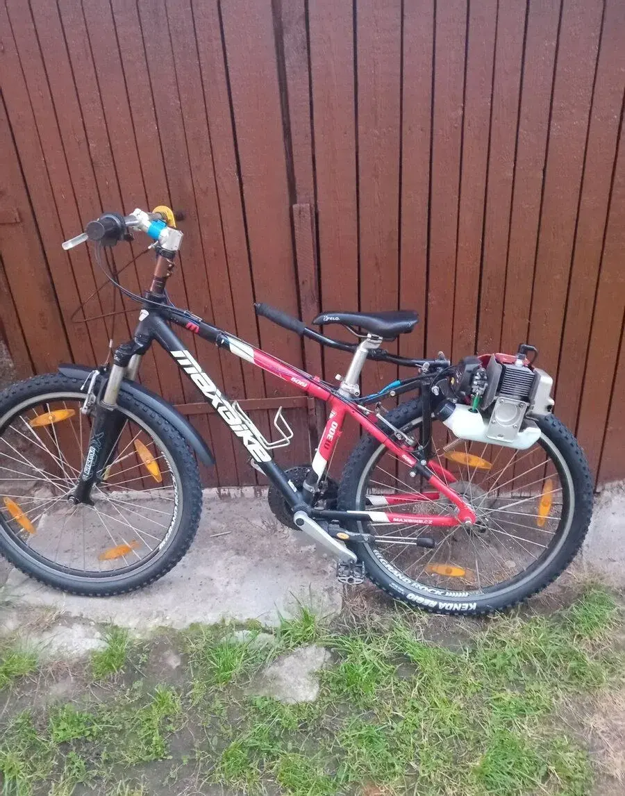 Motokolo tak jak je foto dlouho stalo ceto vičistit m